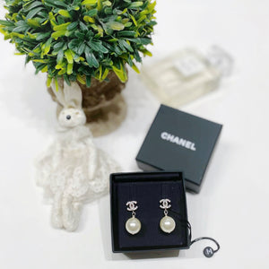 No.4479-Chanel Metal Crystal Coco Mark Earrings (Unused/ 未使用品)