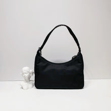 이미지를 갤러리 뷰어에 로드 , No.4507-Prada Re-Edition 2000 Nylon Mini Bag
