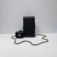Charger l&#39;image dans la galerie, No.4486-Chanel Phone &amp; AirPods Pro Case With Chain
