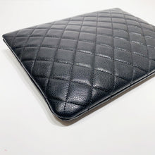 将图片加载到图库查看器，No.4055-Chanel Medium Timeless Classic O Case Clutch
