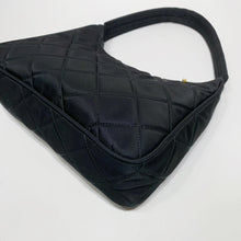 Load image into Gallery viewer, No.4368-Prada Nylon Hobo Bag
