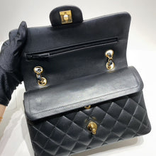 Charger l&#39;image dans la galerie, No.4370-Chanel Small Timeless Classic Flap 23cm
