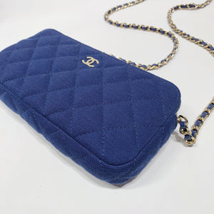 No.4517-Chanel Jersey Clutch With Chain
