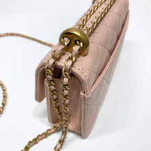画像をギャラリービューアに読み込む, No.04558-Chanel Perfect Fit Small Flap Phone Holder With Chain
