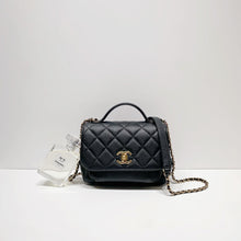 이미지를 갤러리 뷰어에 로드 , No.4259-Chanel Small Business Affinity Flap Bag
