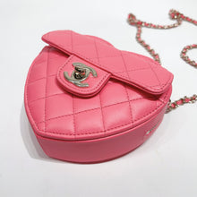 이미지를 갤러리 뷰어에 로드 , No.4313-Chanel Small CC In Love Heart Bag (Unused / 未使用品)
