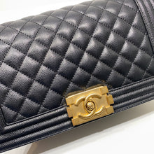 Load image into Gallery viewer, No.003008-Chanel Caviar Boy 25cm
