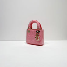 Load image into Gallery viewer, No.4331-Dior Lady Dior Micro Bag
