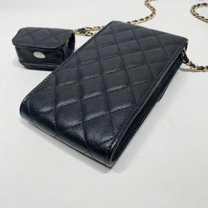 No.4486-Chanel Phone &amp; AirPods Pro Case With Chain