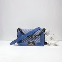 画像をギャラリービューアに読み込む, No.4518-Chanel Denim Small Boy 20cm
