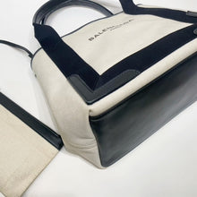 画像をギャラリービューアに読み込む, No.4353-Balenciaga Small Cabas Tote Bag
