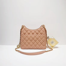 Load image into Gallery viewer, No.4068-Chanel Large Caviar Wavy CC Hobo Bag (Brand New / 全新貨品)
