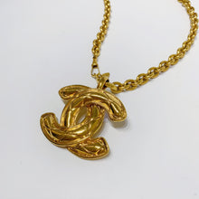 Charger l&#39;image dans la galerie, No.001604-Chanel Vintage Gold Metal Coco Mark Necklace
