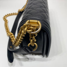 Load image into Gallery viewer, No.003008-Chanel Caviar Boy 25cm
