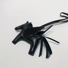 Load image into Gallery viewer, No.3996-Hermes Lezard Niloticus Lisse Rodeo Pegase PM Bag Charm

