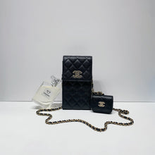 Charger l&#39;image dans la galerie, No.4486-Chanel Phone &amp; AirPods Pro Case With Chain
