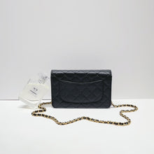 Charger l&#39;image dans la galerie, No.4415-Chanel Caviar Timeless Classic Wallet On Chain (Brand New/全新)
