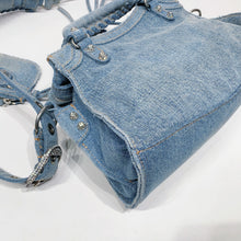 画像をギャラリービューアに読み込む, No.4493-Balenciaga Denim Neo Cagloe XS Handbag
