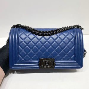 No.4308-Chanel Calfskin So Black Boy 25cm