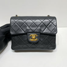 将图片加载到图库查看器，No.4332-Chanel Vintage Timeless Classic Flap Mini 17cm
