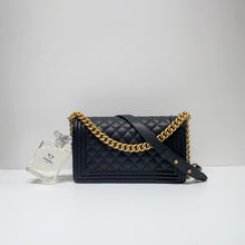 Load image into Gallery viewer, No.003008-Chanel Caviar Boy 25cm
