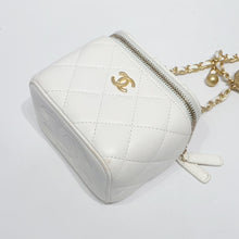 将图片加载到图库查看器，No.4388-Chanel Pearl Crush Vanity With Chain
