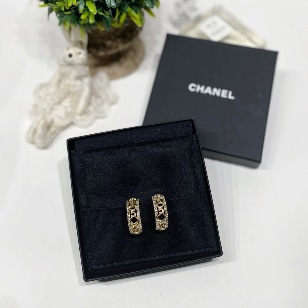 No.4465-Chanel Round Coco Mark Earrings  (Unused / 未使用品)