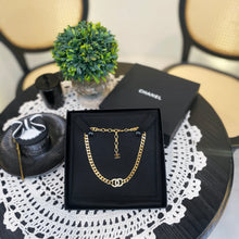 Load image into Gallery viewer, No.4480-Chanel Metal &amp; Crystal CC Chocker (Unused/ 未使用品)
