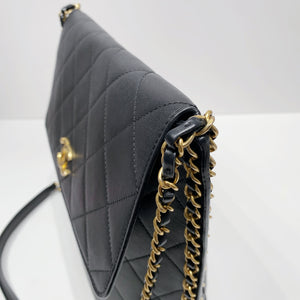 No.001699-Chanel Large Chain Sides Hobo Bag