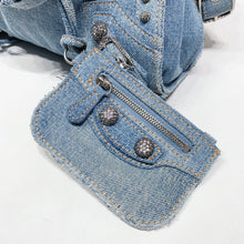 画像をギャラリービューアに読み込む, No.4493-Balenciaga Denim Neo Cagloe XS Handbag
