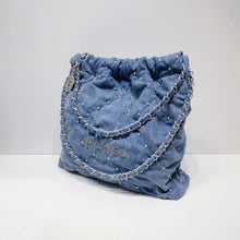 画像をギャラリービューアに読み込む, No.4520-Chanel Denim Small 22 Tote Bag
