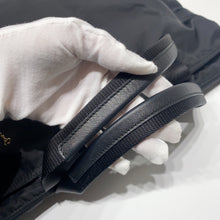 Load image into Gallery viewer, No.4496-Prada Nylon Shoulder Bag
