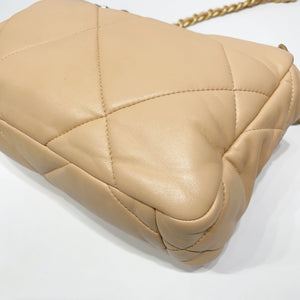 No.4448-Chanel 19 Small Handbag