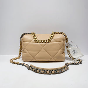 No.4448-Chanel 19 Small Handbag