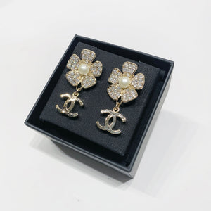 No.4467-Chanel Flower Coco Mark Earrings&nbsp; (Unused / 未使用品)