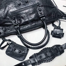 画像をギャラリービューアに読み込む, No.4495-Balenciaga Neo Cagloe Small Handbag
