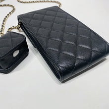 Charger l&#39;image dans la galerie, No.4486-Chanel Phone &amp; AirPods Pro Case With Chain
