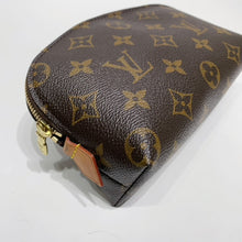 Charger l&#39;image dans la galerie, No.4387-Louis Vuitton Cosmetic Pouch PM
