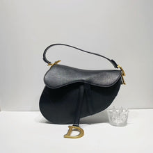 画像をギャラリービューアに読み込む, No.4339-Christian Dior Medium Saddle Bag with Strap
