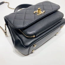 Load image into Gallery viewer, No.4259-Chanel Small Business Affinity Flap Bag
