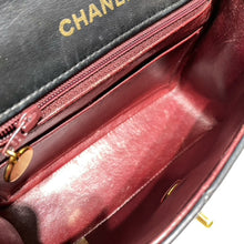 이미지를 갤러리 뷰어에 로드 , No.4332-Chanel Vintage Timeless Classic Flap Mini 17cm
