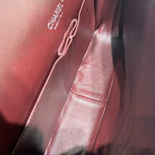 Load image into Gallery viewer, No.003007-Chanel Caviar Timeless Classic Maxi Jumbo Flap Bag
