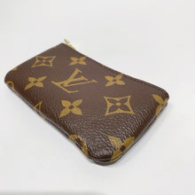 將圖片載入圖庫檢視器 No.001689-5-Louis Vuitton Monogram Key Pouch (Brand New / 全新貨品)
