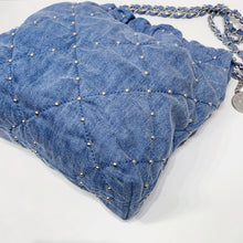 画像をギャラリービューアに読み込む, No.4520-Chanel Denim Small 22 Tote Bag
