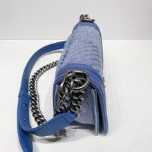 画像をギャラリービューアに読み込む, No.4518-Chanel Denim Small Boy 20cm
