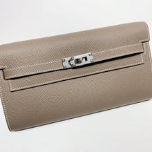 Charger l&#39;image dans la galerie, No.4310-Hermes Epsom Kelly To Go Wallet (Brand New / 全新貨品)
