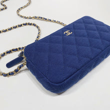 画像をギャラリービューアに読み込む, No.4517-Chanel Jersey Clutch With Chain
