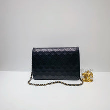 Load image into Gallery viewer, No.001603-Chanel Vintage Lambskin Flap Bag
