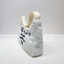 이미지를 갤러리 뷰어에 로드 , No.4505-Prada Re-Edition 2000 Terry Mini Bag
