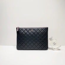 Load image into Gallery viewer, No.4055-Chanel Medium Timeless Classic O Case Clutch
